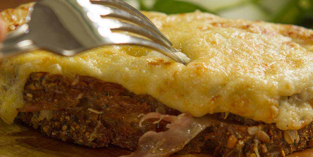 Croque Monsieur - Easy Meals with Video Recipes by Chef Joel Mielle -  RECIPE30