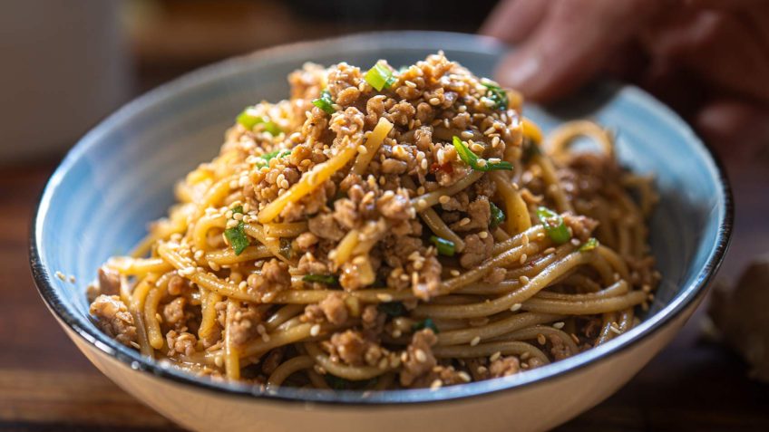 Quick & Easy Spicy Chicken Spaghetti Stir-Fry