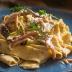 Creamy Pappardelle Pasta with Bacon, Leeks, and Mushrooms