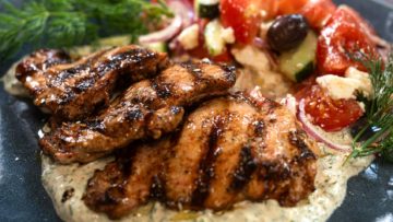 A Healthy & Easy Mediterranean Chicken Recipe for Any Occasion