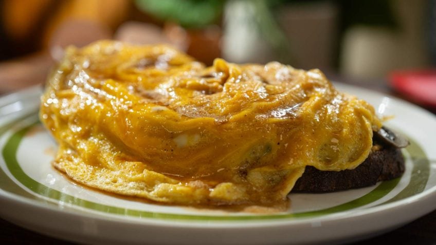 Folded Eggs on Toast with Cottage Cheese